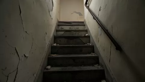 Jak napisać pismo do spółdzielni mieszkaniowej o remont klatki schodowej